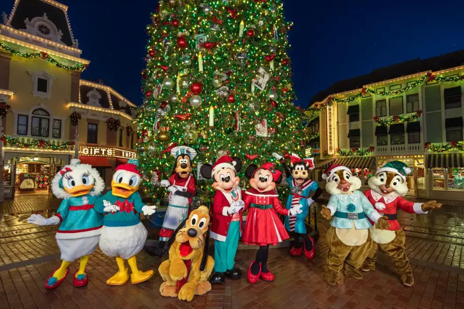 Mickey Mouse and Friends Debut New Costumes for the Holidays at Disneyland Park 